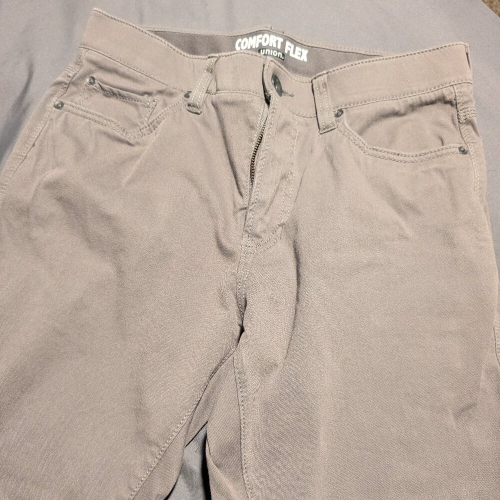 Like New | Union Grey Comfort Flex pants, size 32/30